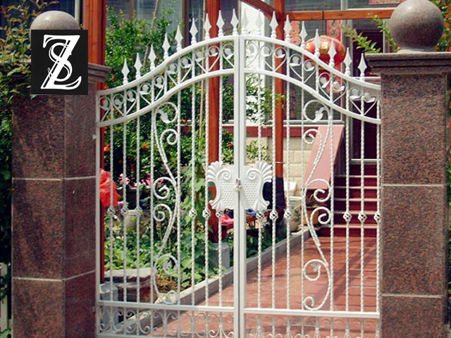 Pedestrian gate 